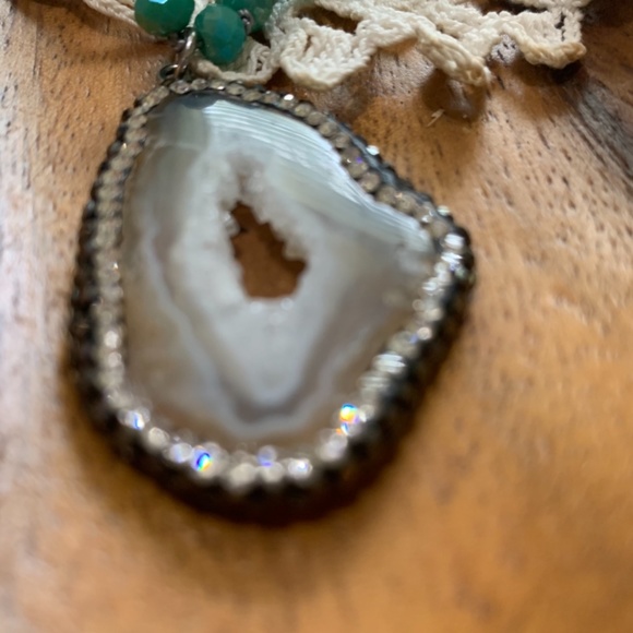 ๐HP๐Beautiful sliced Agate Geode Necklace | JG Jewels - Picture 7 of 13